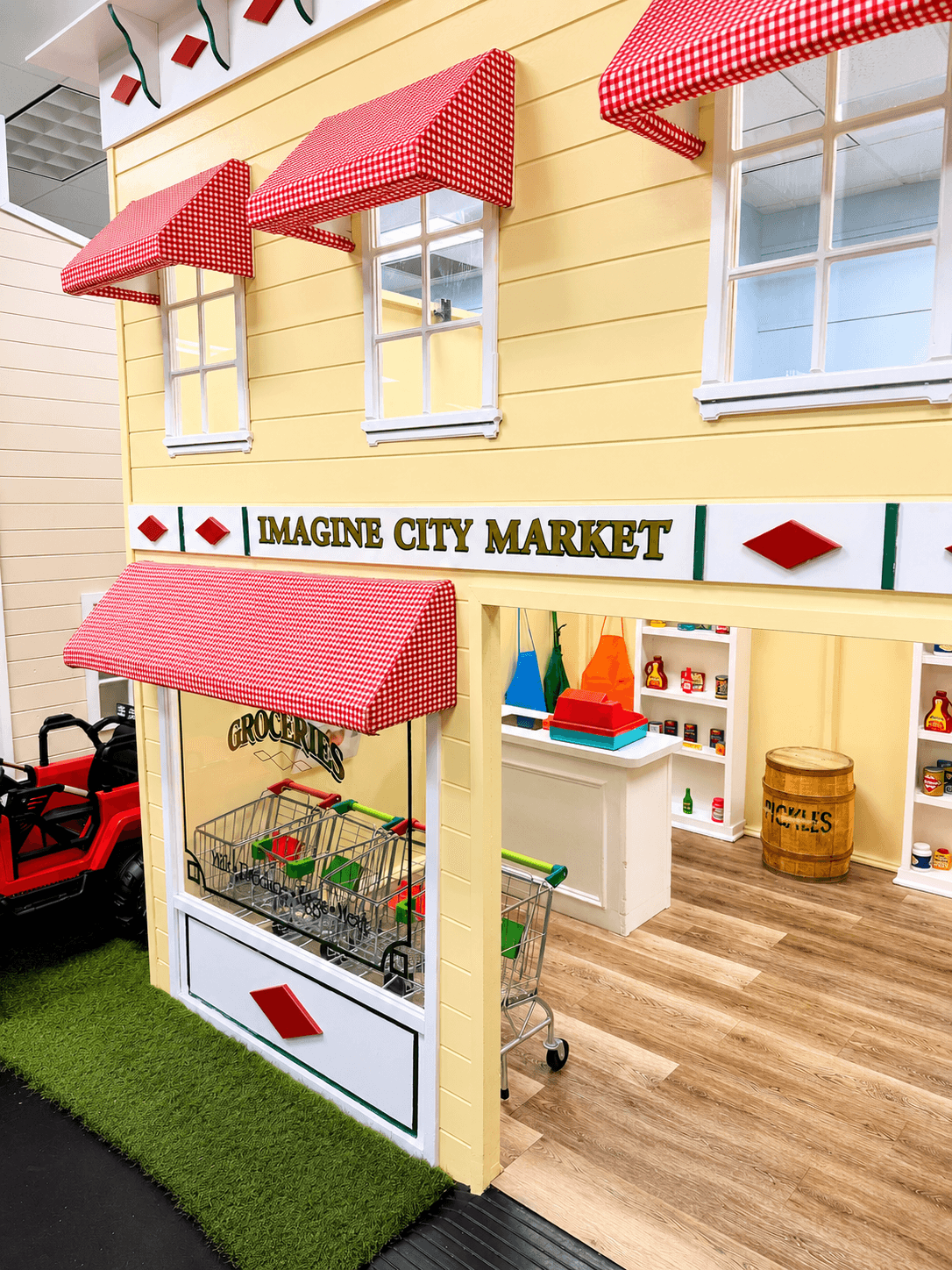 Palmdale pretend-play photo 3